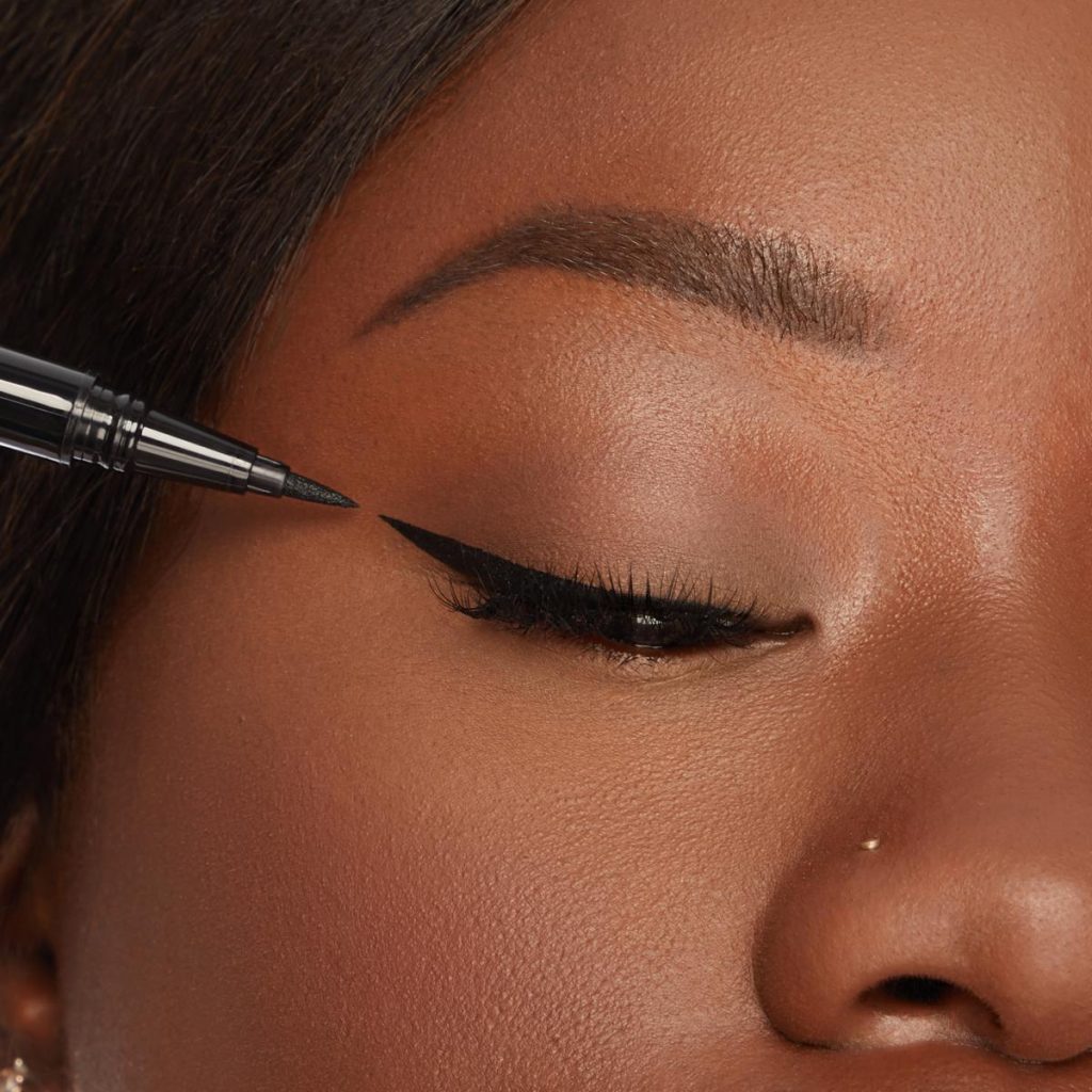 خط چشم ماژیکی ضداب هاواستین آلمان