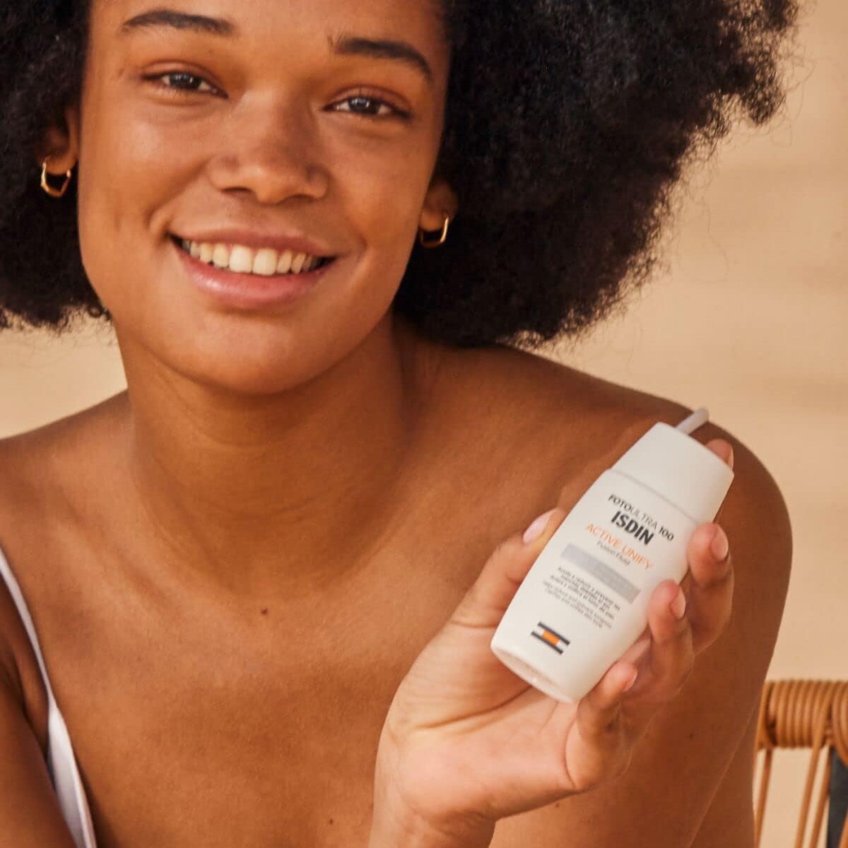 ضد آفتاب ضد لک ایزدین مدل اکتیو یونیفای رنگی با +SPF50 حجم 50 میل