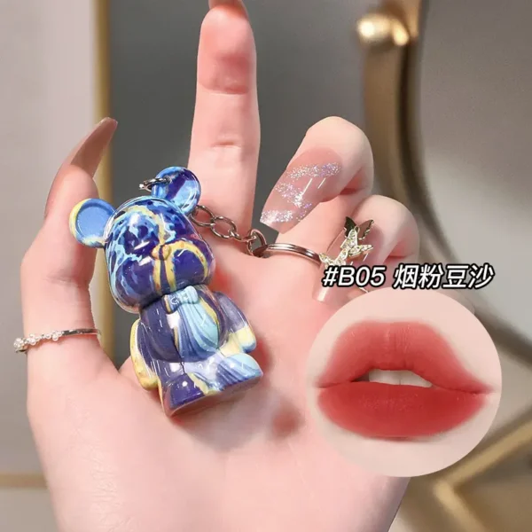 رژ مخملی کره ای دسته کلیدی خرسی B05