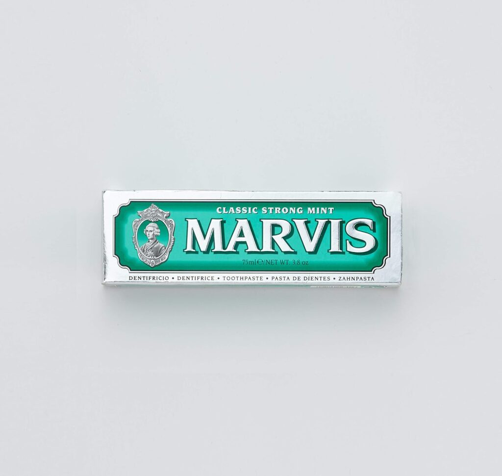 خمیر دندان مارویس مدل نعنایی قوی کلاسیک MARVIS CLASSIC STRONG MINT