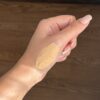 کرم ضدآفتاب رنگی بژ روشن SPF 50 لیاشو